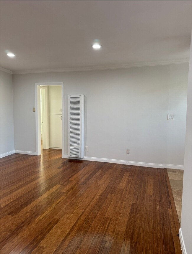 Building Photo - 4415 Inglewood Blvd