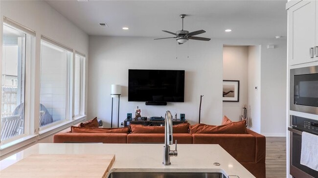 Foto del edificio - 12508 Purple Prairie Ln