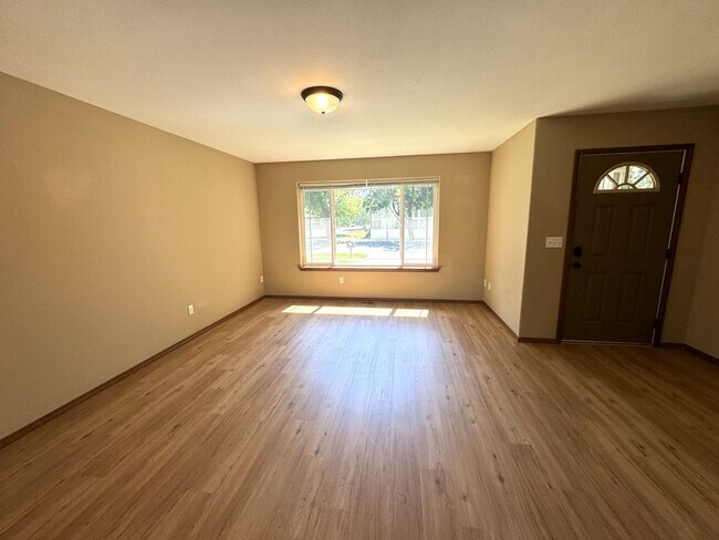 Foto del edificio - 715 E 7th Ave