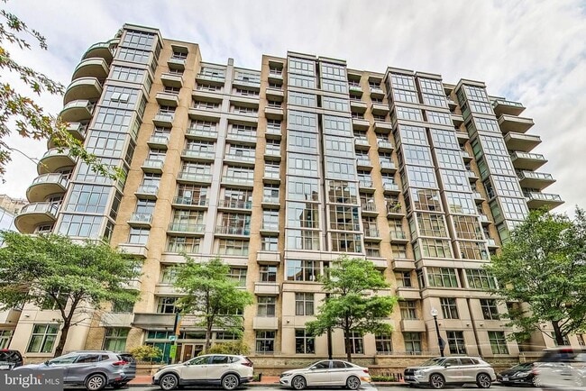 Foto del edificio - 811 4th St NW