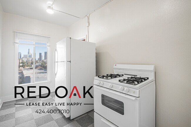 Foto del edificio - 425–427 S. Grand View St