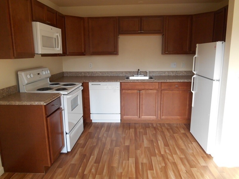 Oak Tree Apartments Apartments in Tigard, OR