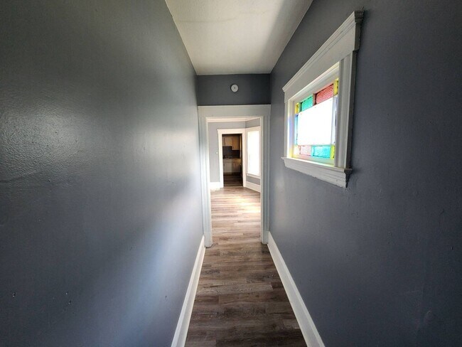 Foto del edificio - 2345 E 76th St