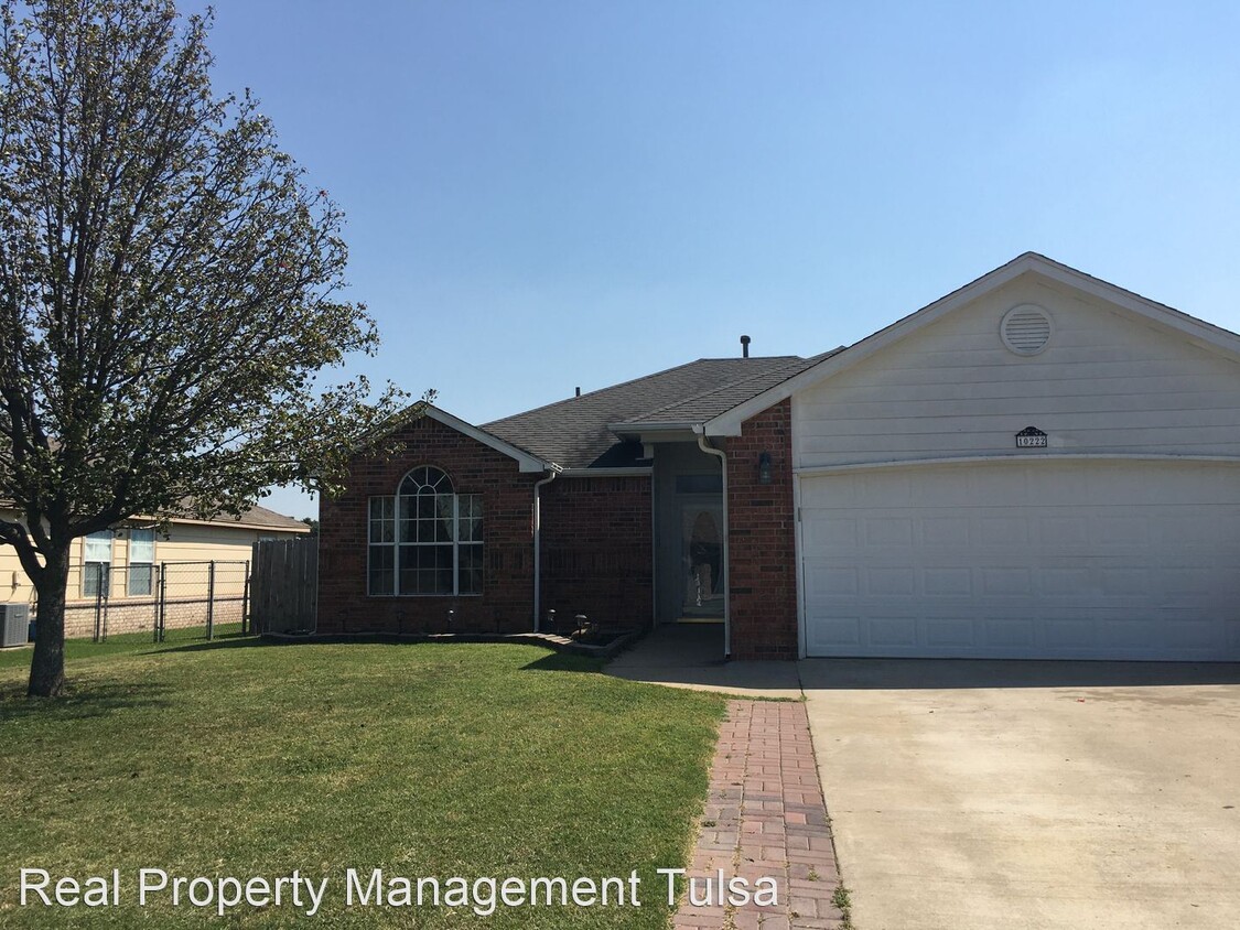 Primary Photo - 3 br, 2 bath House - 10222 E 98th Sth N
