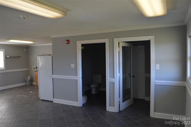 Foto del edificio - 2166 Old Mountain Rd