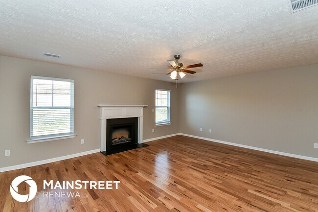 Foto del edificio - 5000 Cardinal Ct