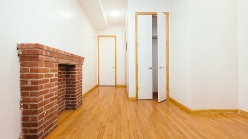 Building Photo - 294 Troutman St
