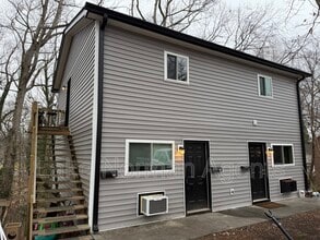 Building Photo - 435 3rd Ave Dr SE