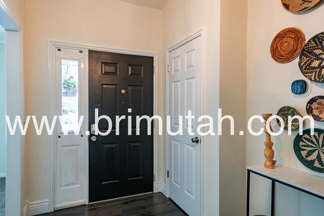 Building Photo - 11412 Autumn Hill Dr