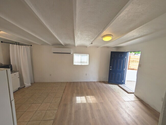 Building Photo - 1203 Barelas St SW