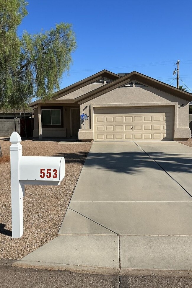Charming 3BR House in Phoenix - Charming 3BR House in Phoenix