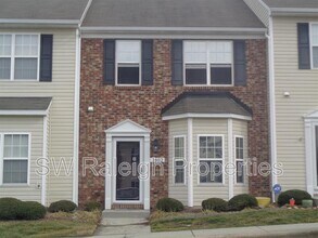 Building Photo - 2802 Gross Ave