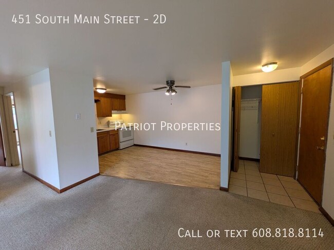 Building Photo - 451 S Main St