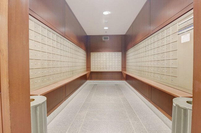 Foto del edificio - 401 E Ontario St