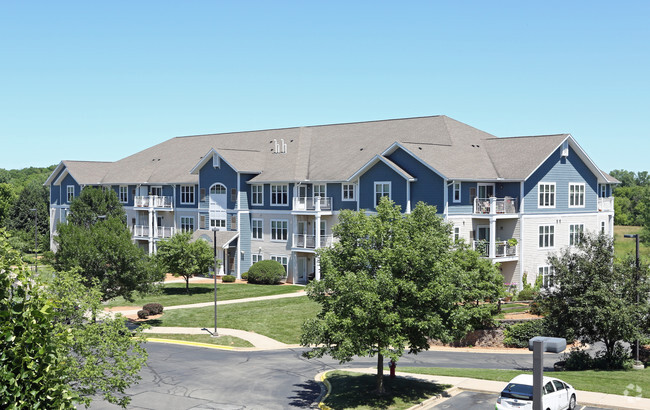 Building Photo - Door Creek Apartments