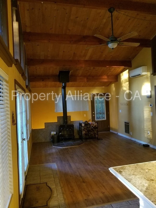 3572 Gold Ridge Trl, Pollock Pines, CA 95726 House Rental in Pollock