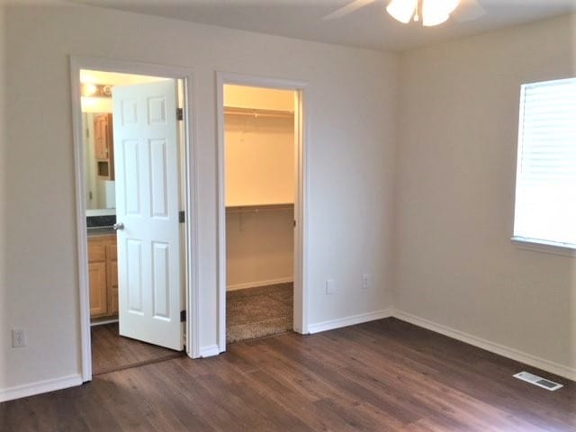 Building Photo - 1057 W Eider Dr