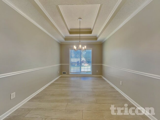 Building Photo - 222 Sawgrass Way