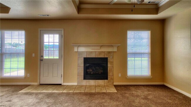 Building Photo - 2375 N Stonecrest Dr