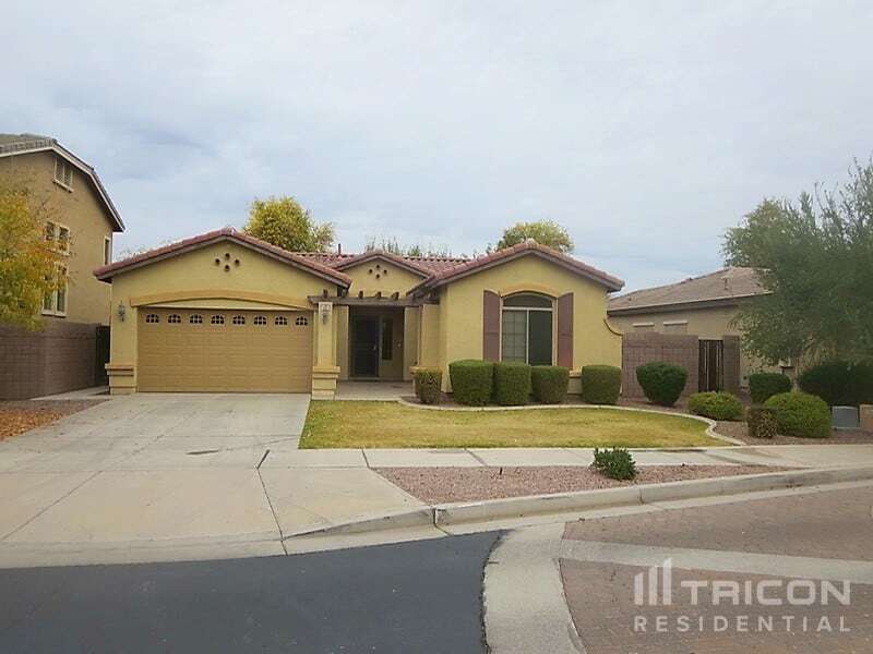 Foto principal - 18702 E Ryan Rd