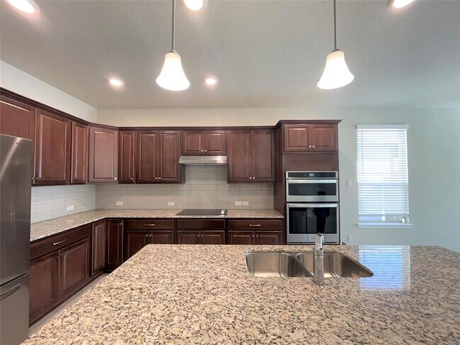 Building Photo - 809 Mourning Dove Ln