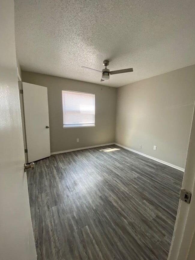 Interior Photo - Chelsea Manor is the place for you!