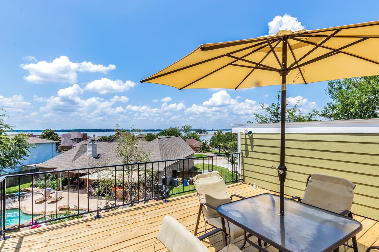 Foto principal - 5421 Blue Haven Dr