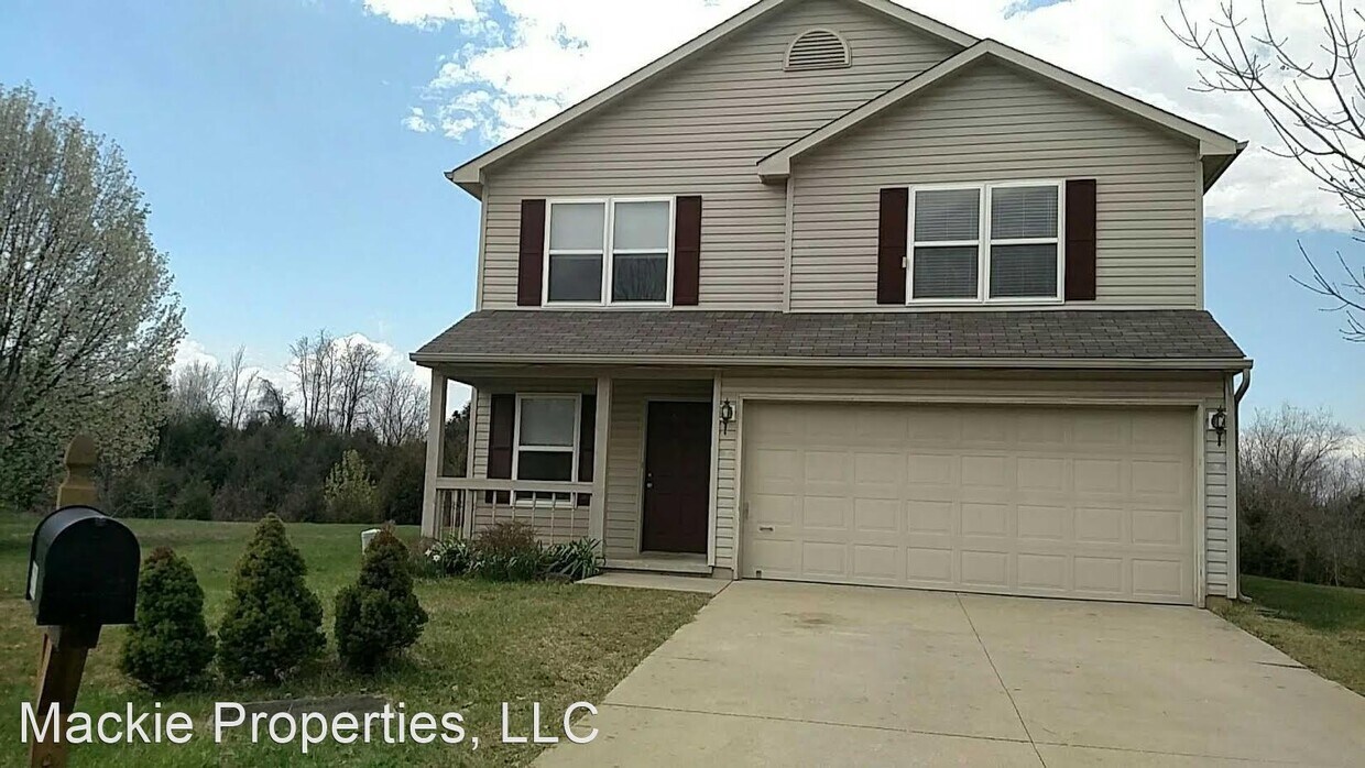 3 br, 2.5 bath House 5671 West Gunnar Court House Rental in