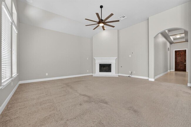 Foto del edificio - 21413 Hines Ln