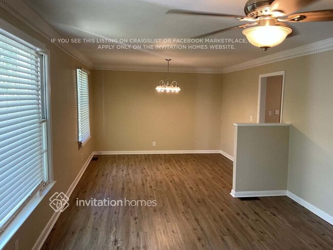 Building Photo - 2817 Dunmore Dr