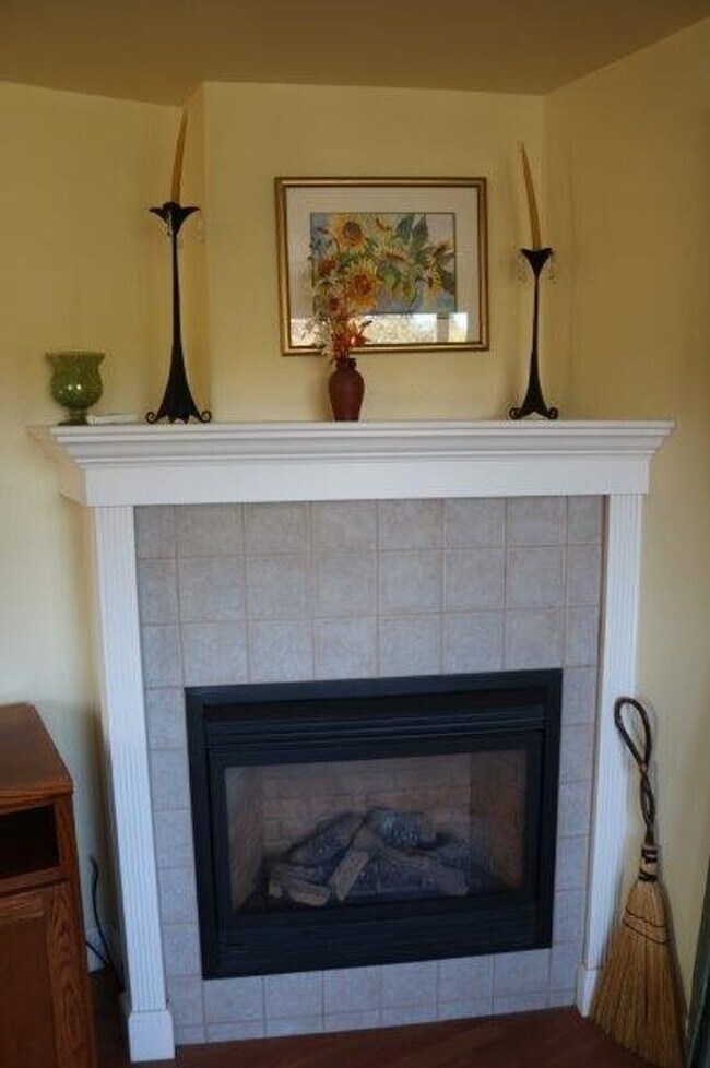 Foto del edificio - 3943 Walnut Dr