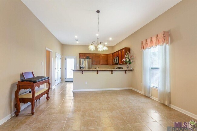 Foto del edificio - 8604 Abertay Ave