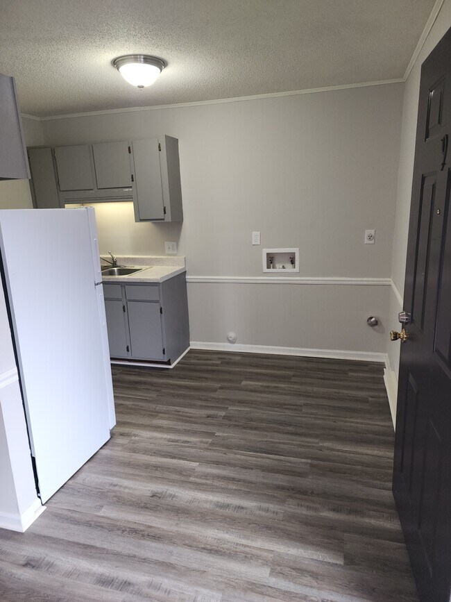 Building Photo - Bethabara Gardens