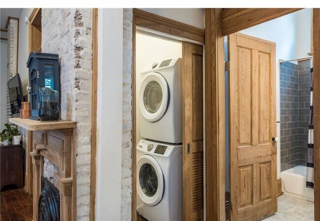 Foto del edificio - 620 S Lopez St