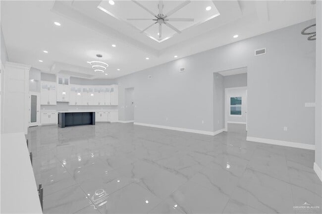 Foto del edificio - 8 Ebano Ave