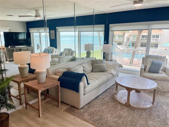 Foto del edificio - 1451 Gulf Blvd