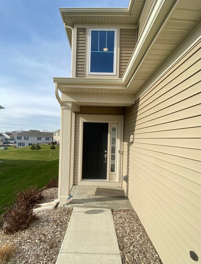 Foto del edificio - 4709 Redbud Ct