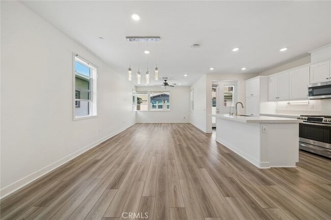 Building Photo - 212 Denali