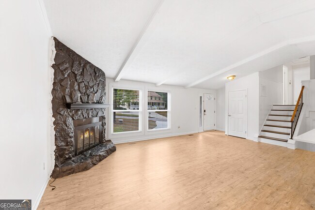 Foto del edificio - 203 Loblolly Ct