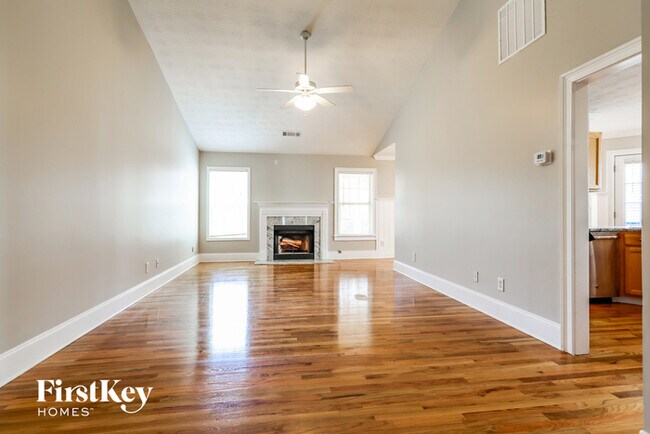Building Photo - 1524 Leeward Ron Dr