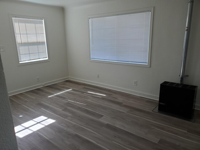 Foto del edificio - 2139 Orchard Ave