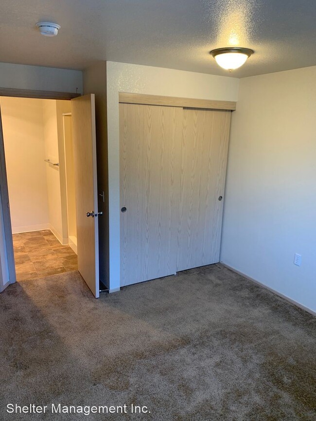 812 Lockhaven Dr NE, Keizer, OR 97303 - Apartment for Rent in Keizer