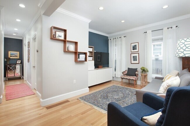 Foto del edificio - 313 W Fourth St