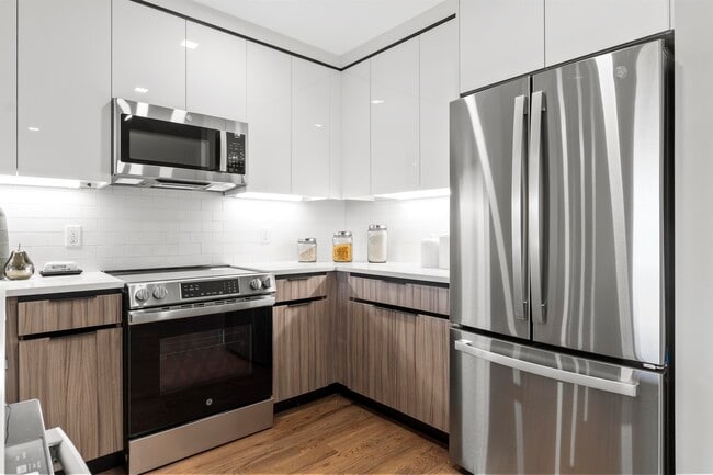 Building Photo - 60-64 68th St
