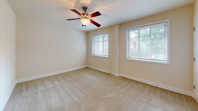 Interior Photo - Arbor Park of Alexandria