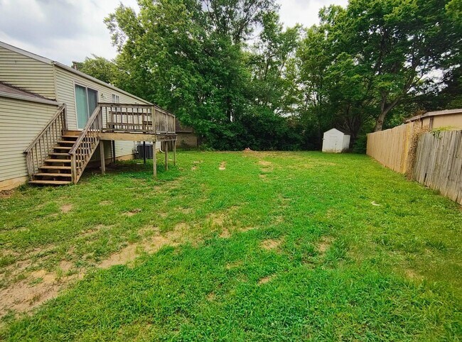 Foto del edificio - 4333 Willow Park Cove