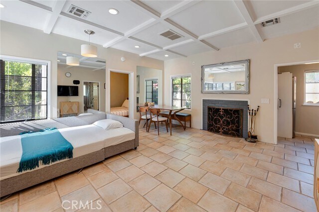 Foto del edificio - 1853 Allen Ave