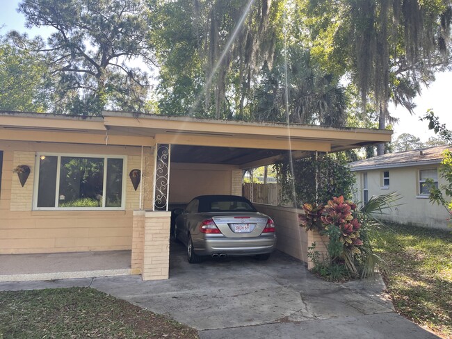 Carport - 8150 Papaya St