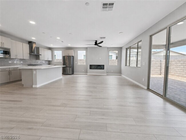 Foto del edificio - 9229 Frazer St