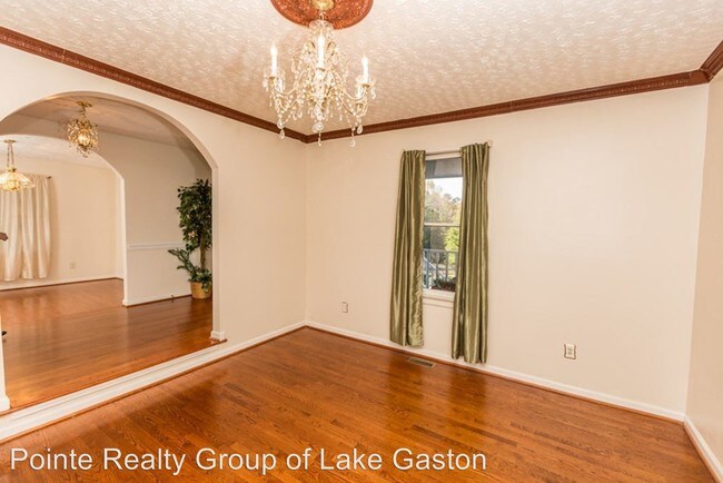 Foto del edificio - 4 br, 3 bath House - 5158 Boydton Plank Road
